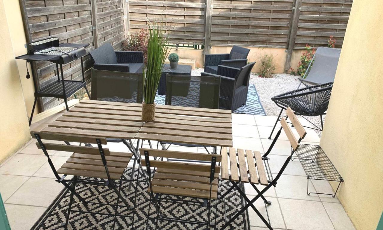 Maison T4 -Jardin+ Parking+ Clim -Proche Remparts Aigues-Mortes Exteriér fotografie